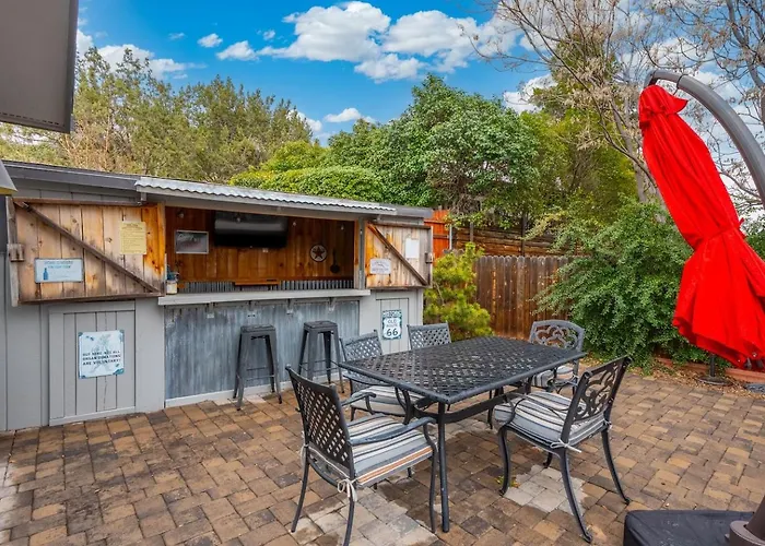 Holiday home Modern Cowboy Retreat | Hot Tub | Saloon | Pets